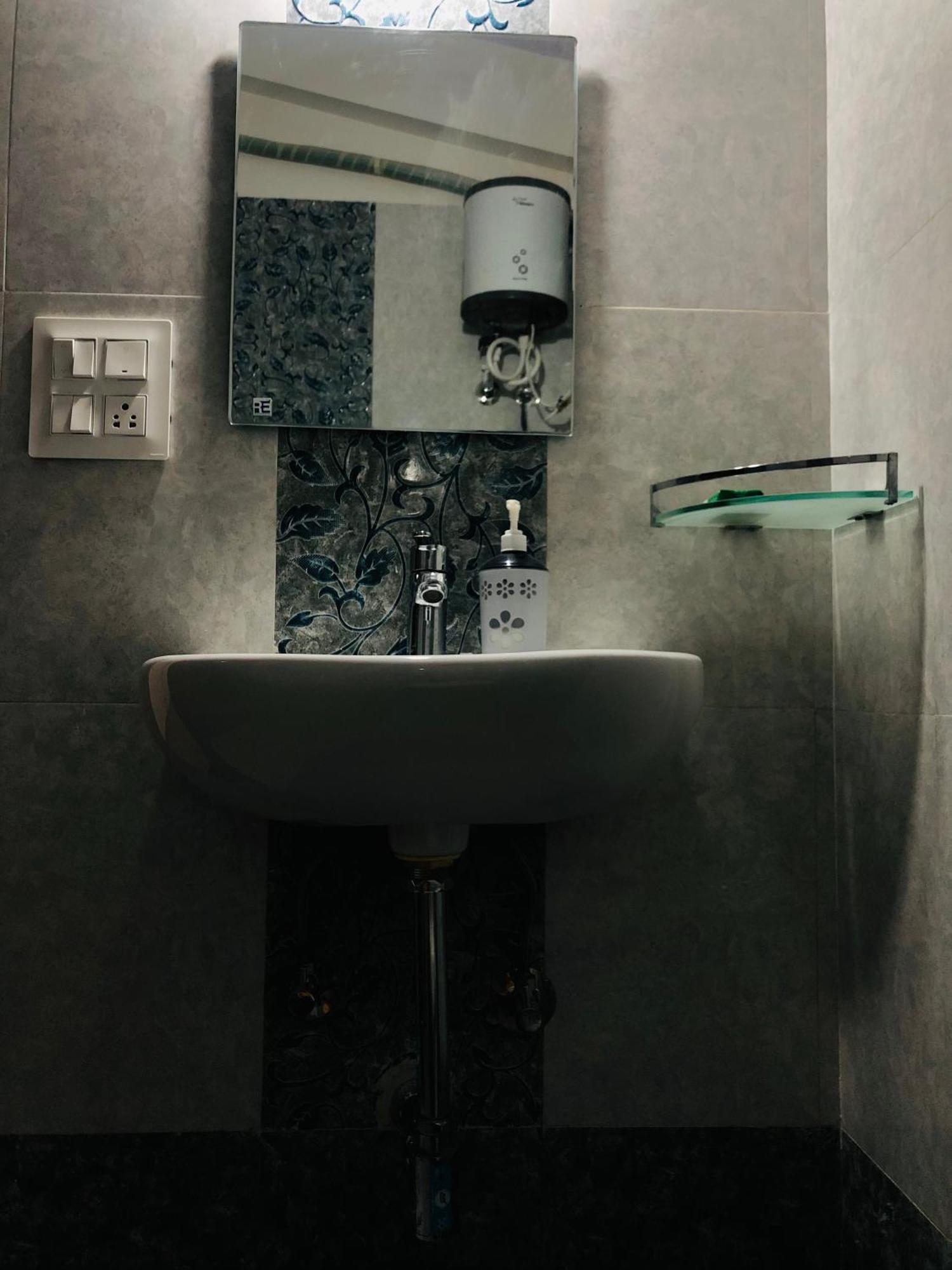 Nelis Guest House Богмало Екстериор снимка