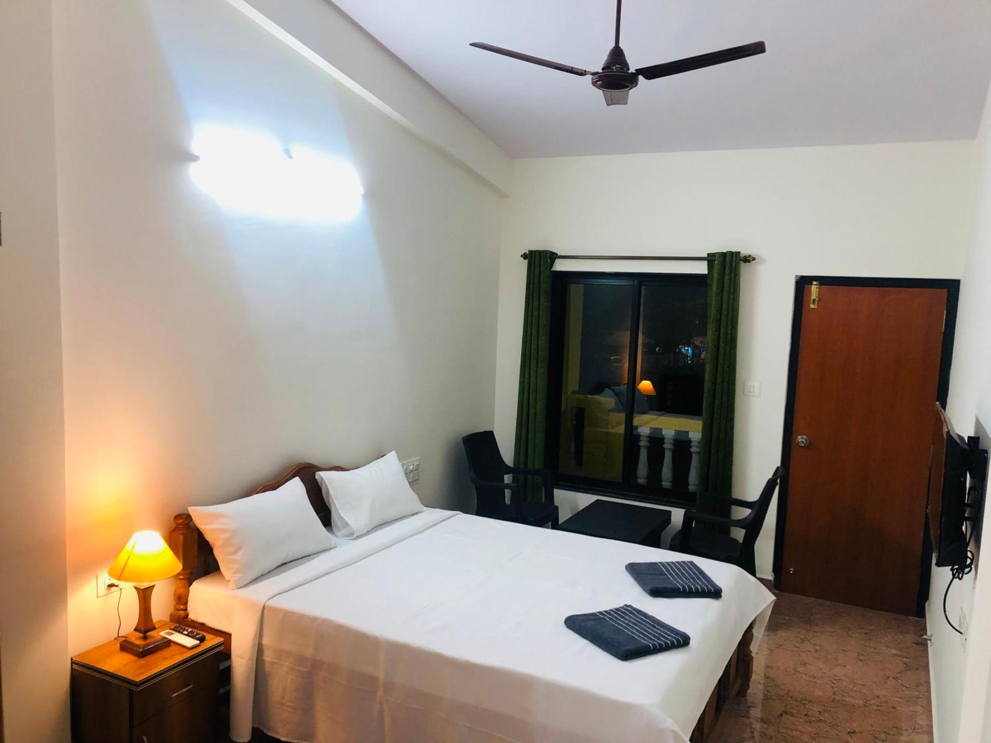 Nelis Guest House Богмало Екстериор снимка